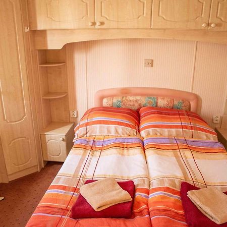 Mobilheimy Camp Dlouha Mile Hotel Rozmital pod Tremsinem Bagian luar foto